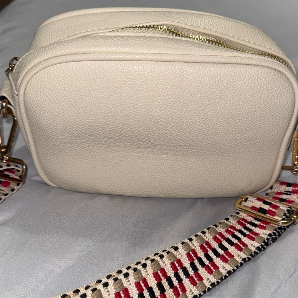 Chic Cream Crossbody Bag with Patterned Strap